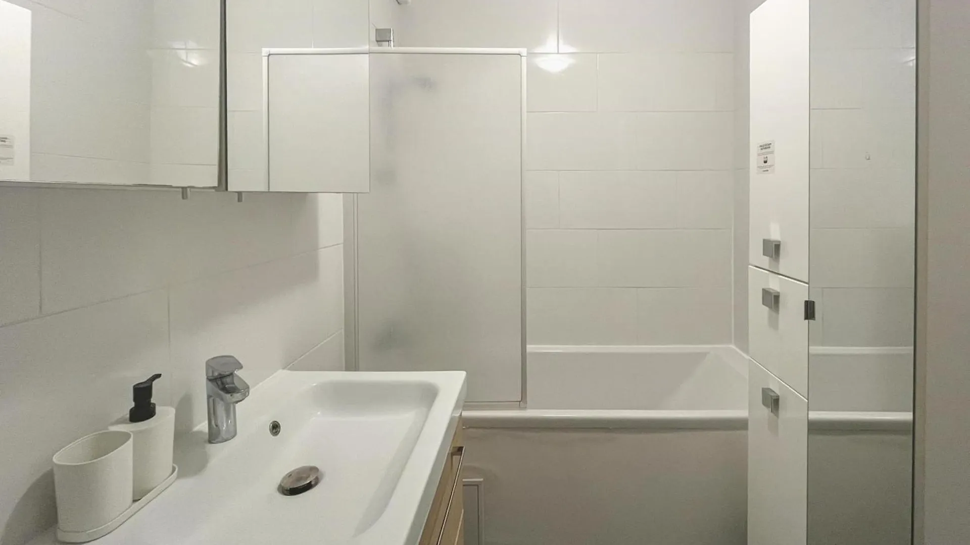 Appartamento Flexliving - Whole House - Claude Tillier Parigi Francia