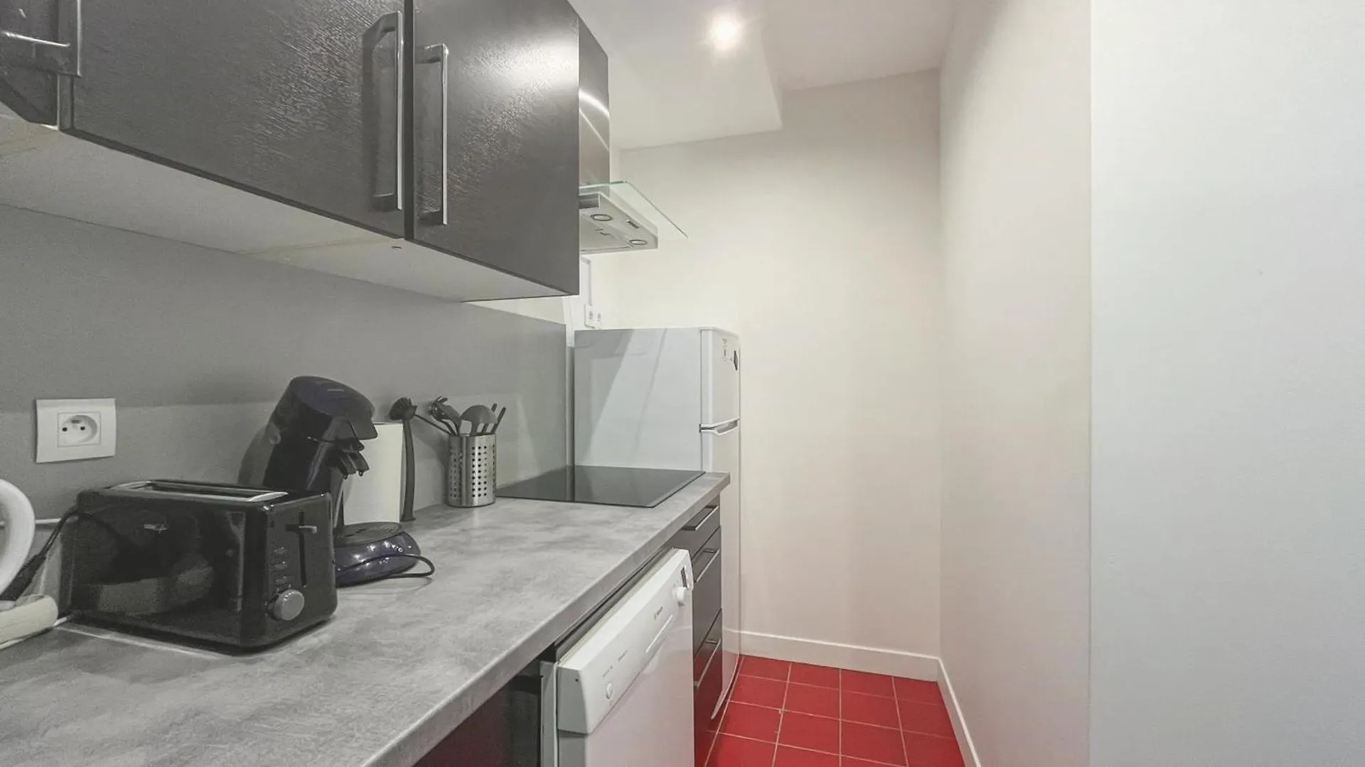 Flexliving - Whole House - Claude Tillier Parigi 0*,  Francia